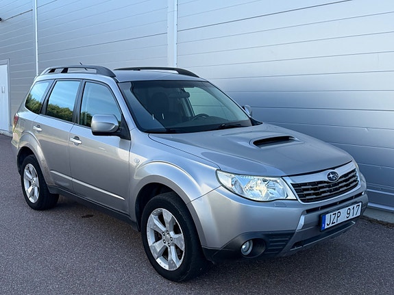 Subaru Forester 8 of 10