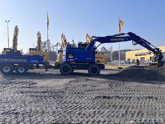 Komatsu PW 168-11E1 3 of 9