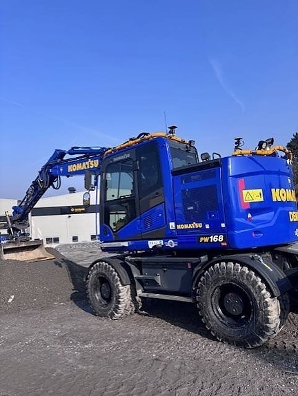 Komatsu PW 168-11E1 2 of 9