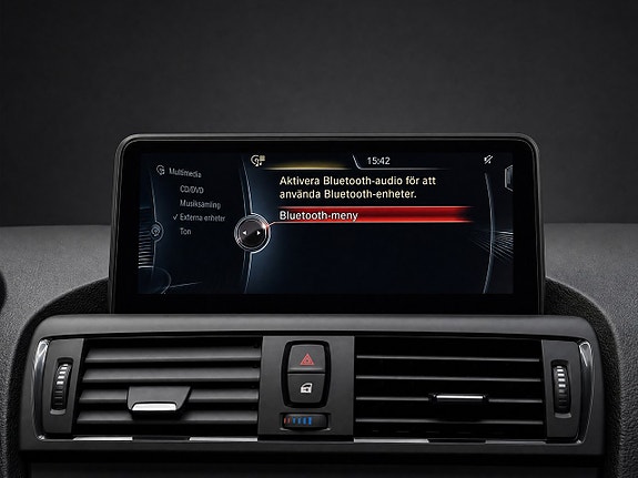 BMW M135i 14 of 26
