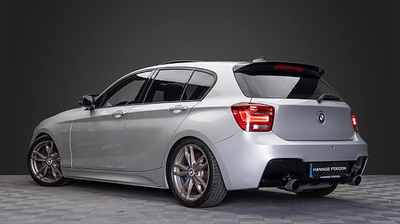 BMW M135i 6 of 26