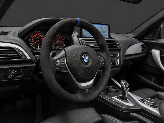 BMW M135i 10 of 26
