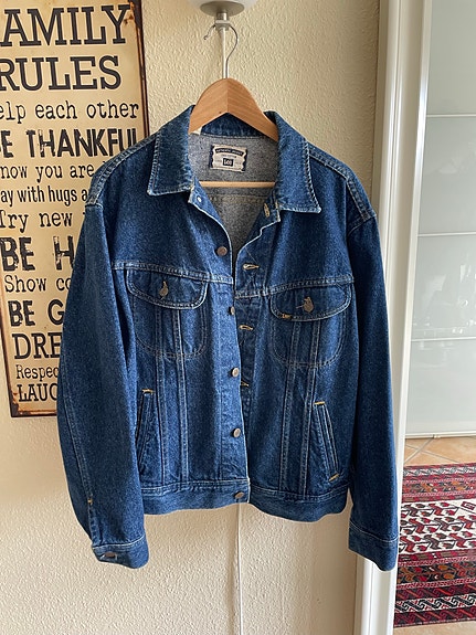 Product image 1 of 8
