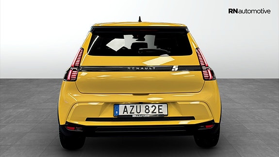 Renault 5 E-Tech 4 of 24