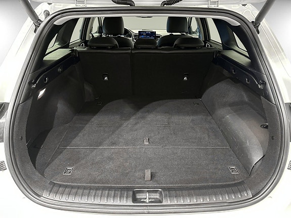 Kia Ceed 14 of 17