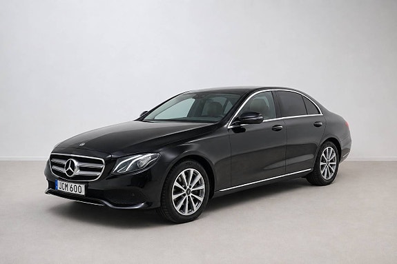 Mercedes-Benz E220 d 3 of 25
