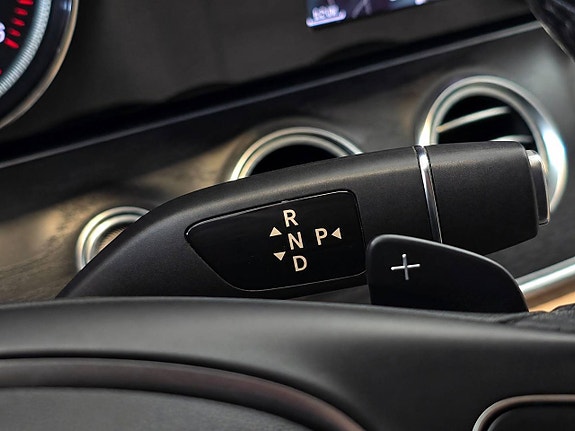 Mercedes-Benz E220 d 20 of 25