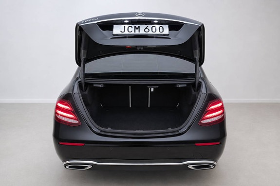 Mercedes-Benz E220 d 6 of 25