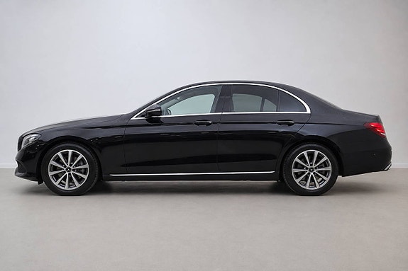 Mercedes-Benz E220 d 4 of 25