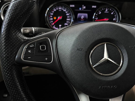 Mercedes-Benz E220 d 14 of 25