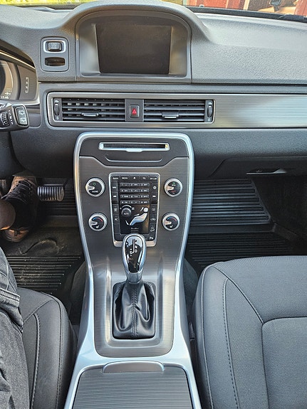 Volvo XC70 7 of 10