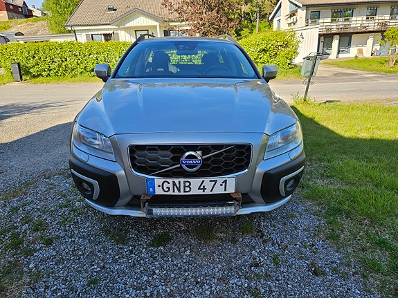 Volvo XC70 8 of 10