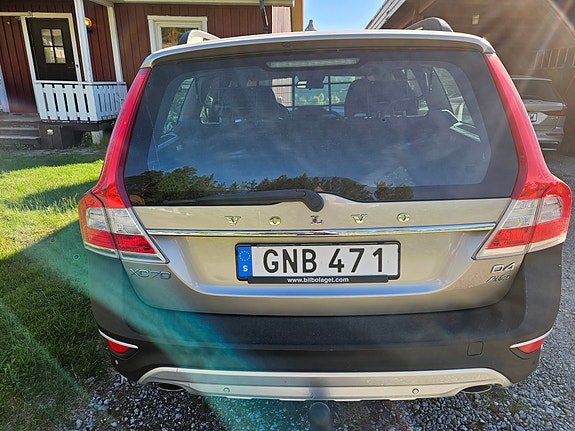 Volvo XC70 5 of 10