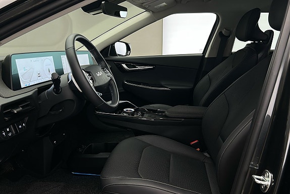 Kia EV6 10 of 25