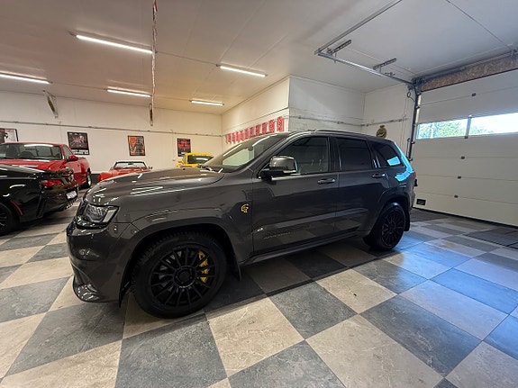 Jeep Grand Cherokee 7 of 30