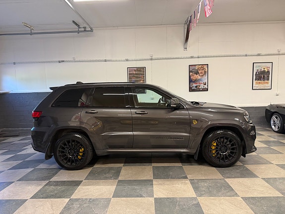 Jeep Grand Cherokee 2 of 30