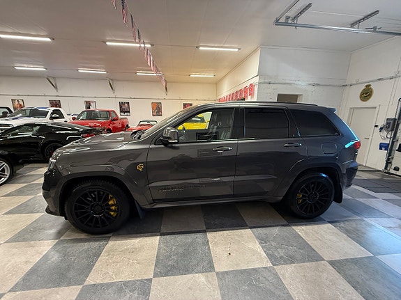 Jeep Grand Cherokee 8 of 30