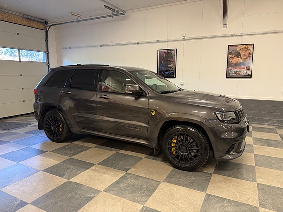 Jeep Grand Cherokee 3 of 30