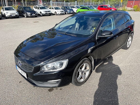 Volvo V60 16 of 18