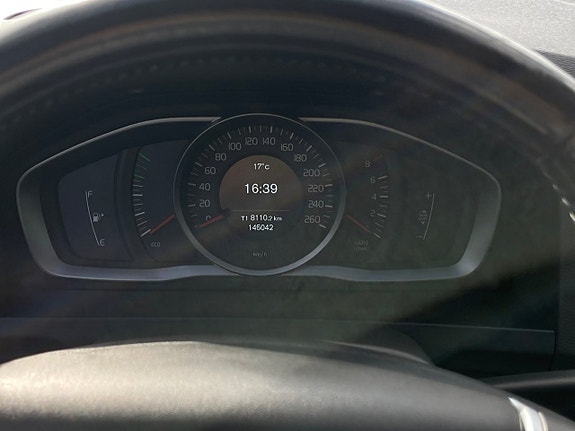 Volvo V60 9 of 18