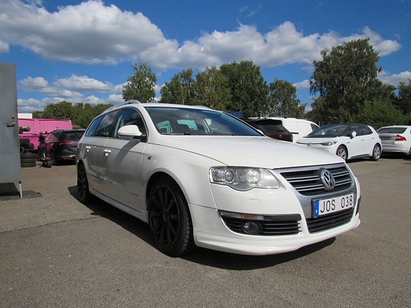 Volkswagen Passat 4 of 13