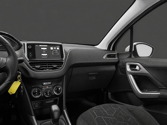 Peugeot 2008 15 of 18