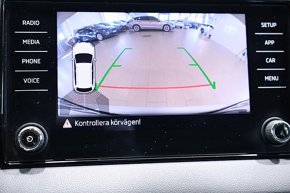 Skoda Karoq 17 of 19
