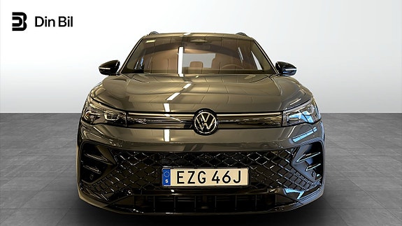 Volkswagen Tiguan 4 of 13