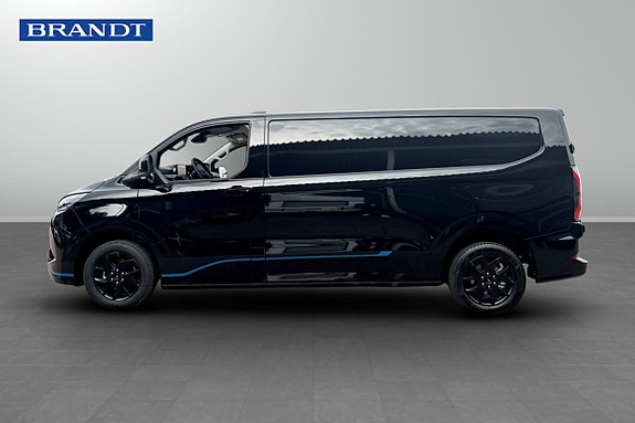 Ford E-Transit 3 of 7