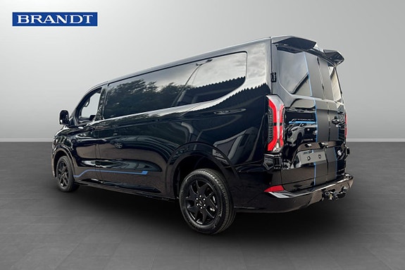 Ford E-Transit 2 of 7