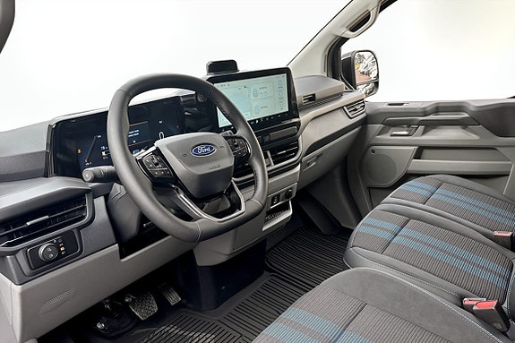 Ford E-Transit 4 of 7