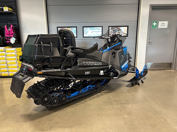 Polaris 850 TITAN NORDIC PRO 155 - DEMO 3 of 5