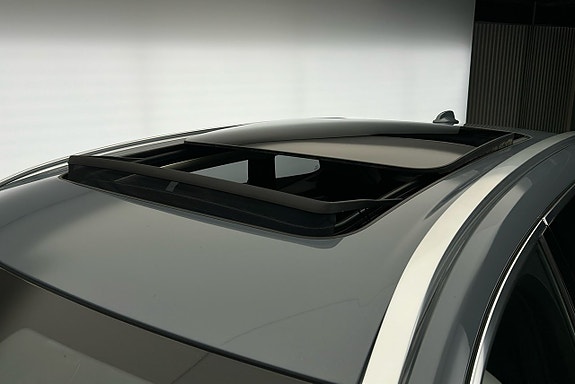 Volvo XC60 19 of 30