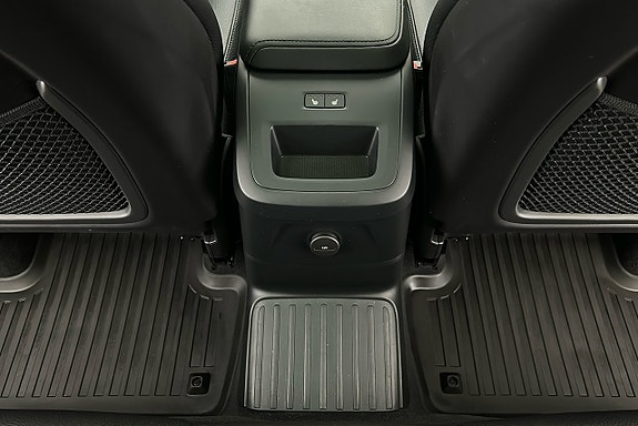 Volvo XC60 26 of 30