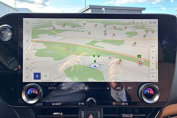 Lexus NX450h+ 15 of 25