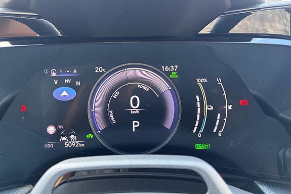 Lexus NX450h+ 19 of 25