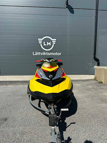 Sea Doo RXP 260 2015 124 timmar 2 of 7