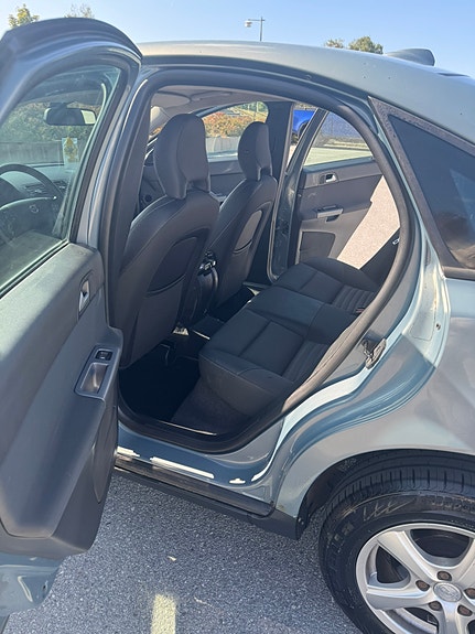 Volvo S40 8 of 17
