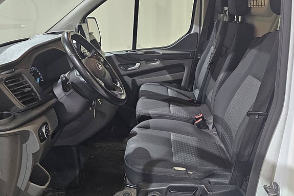 Ford Transit 10 of 15