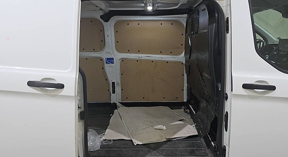 Ford Transit 12 of 15