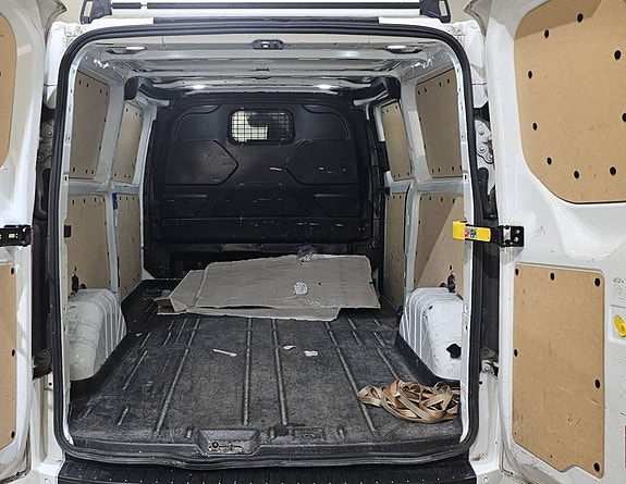 Ford Transit 11 of 15