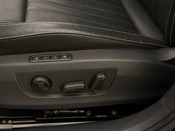 Skoda Superb 14 of 30