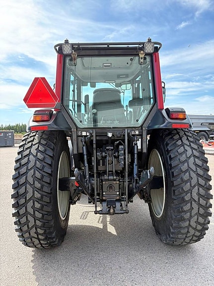 Valtra A75 / Lastare / Lågbyggd hytt 7 of 10
