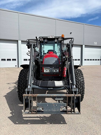 Valtra A75 / Lastare / Lågbyggd hytt 3 of 10