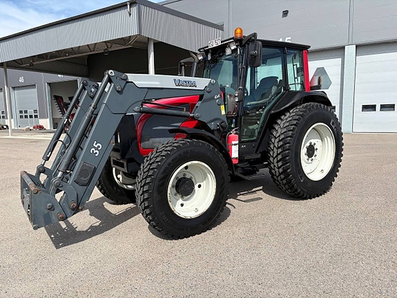 Valtra A75 / Lastare / Lågbyggd hytt 2 of 10