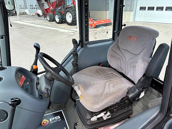 Valtra A75 / Lastare / Lågbyggd hytt 10 of 10