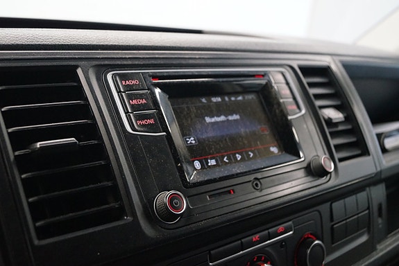 Volkswagen Transporter 22 of 29
