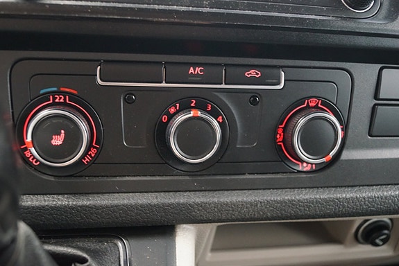 Volkswagen Transporter 24 of 29