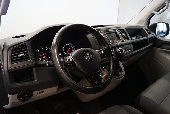Volkswagen Transporter 15 of 29