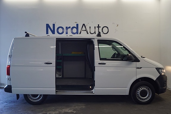 Volkswagen Transporter 12 of 29